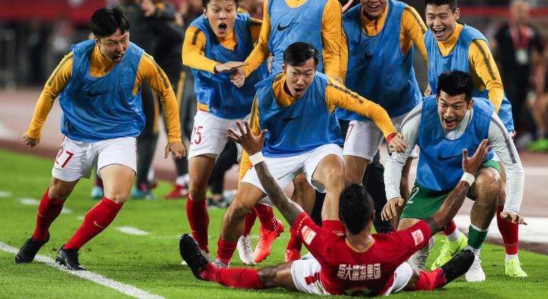 paulinho-celebra-gol-superliga-china-getty.jpg