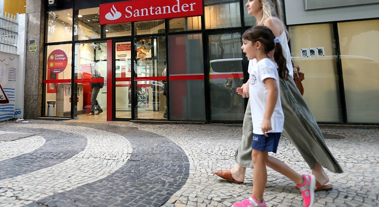 santander-sucursal-brasil-reuters-770x420.png