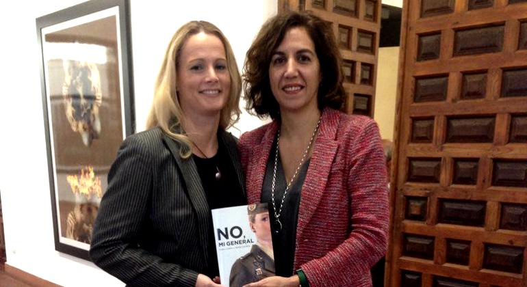 xaida-cantera-irene-lozano-tw.jpg