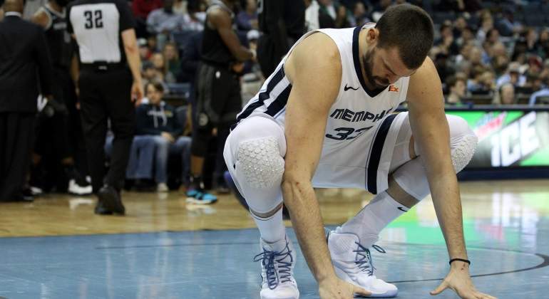marc-gasol-lamenta-agachado-efe.jpg