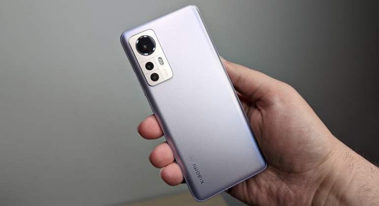 xiaomi-12-1.jpg