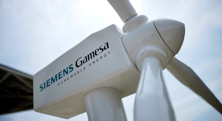 siemens-gamesa-turbina-reuters-70x420.jpg