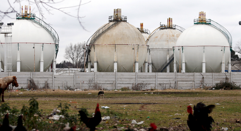tanques-gnl-gas-natural-reuters.png
