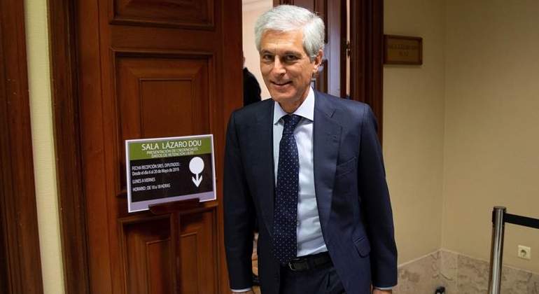 suarez-illana-congreso-8mayo19-efe.jpg