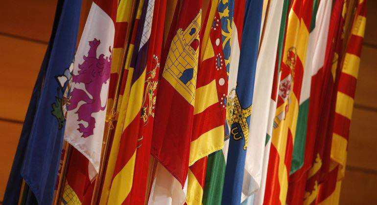 comunidades-autonomas-banderas-770.jpg
