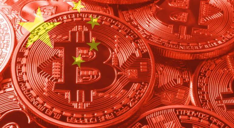 china-bitcoin-dreamstime.jpg