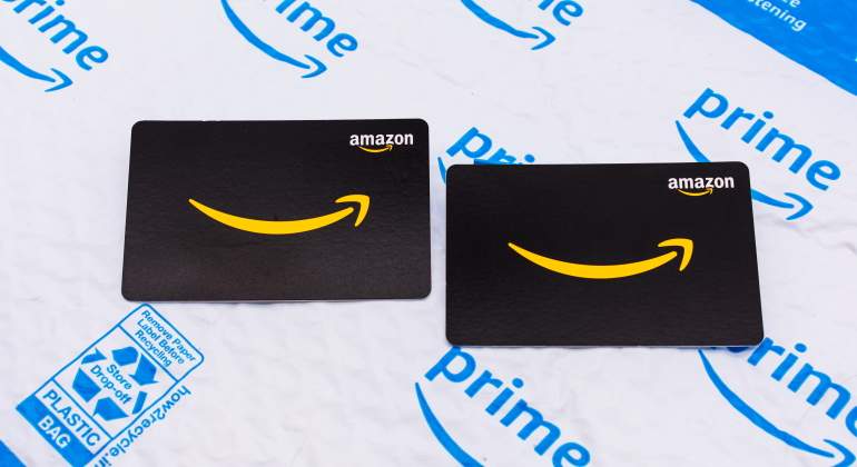 prime-day-tarjetas-amazon-dreamstime.jpg