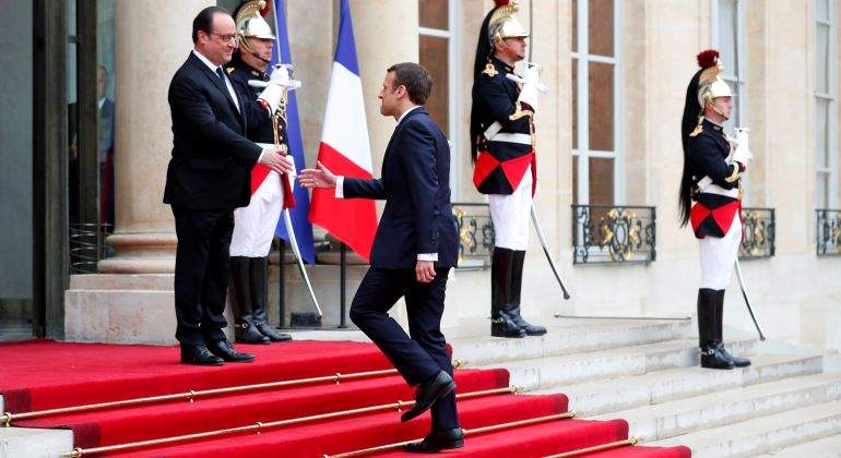macron-hollande-investidura.jpg