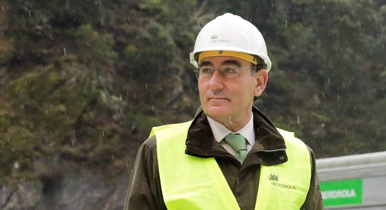 ignacio-galan-iberdrola-casco-chaleco-770.jpg