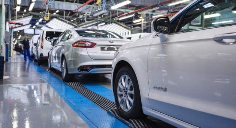 ford-mondeo-valencia.jpg