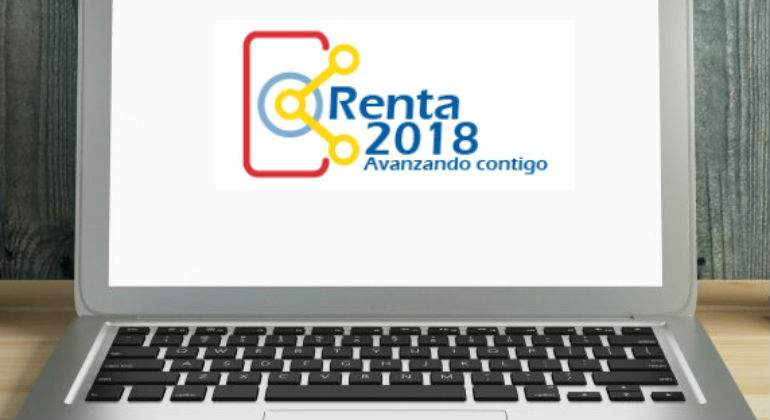 renta-2018-ordenador-cerca.jpg
