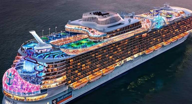 RoyalCaribbeanWonderTraseroWeb.jpg