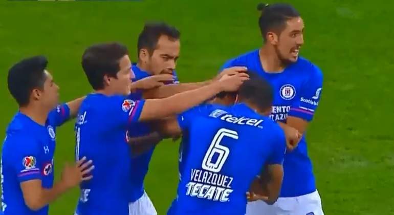cruz-azul-reuetrs.jpg