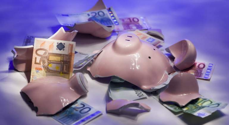 hucha-rota-dinero.jpg