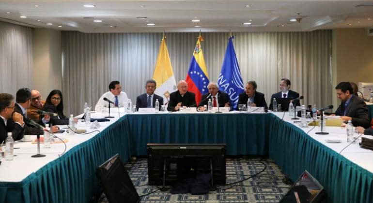 reunion-oposicion-gobierno-veneuzela-reuters.jpg