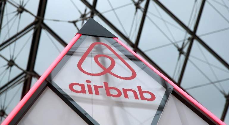 airbnb-logo-reuters-770x420.jpg