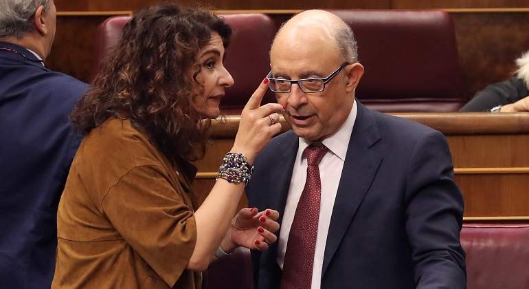 Maria-jesus-montero-Cristobal-Montoro.jpg