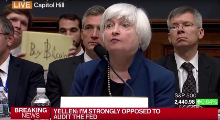 buy-bitcoin-yellen.jpg