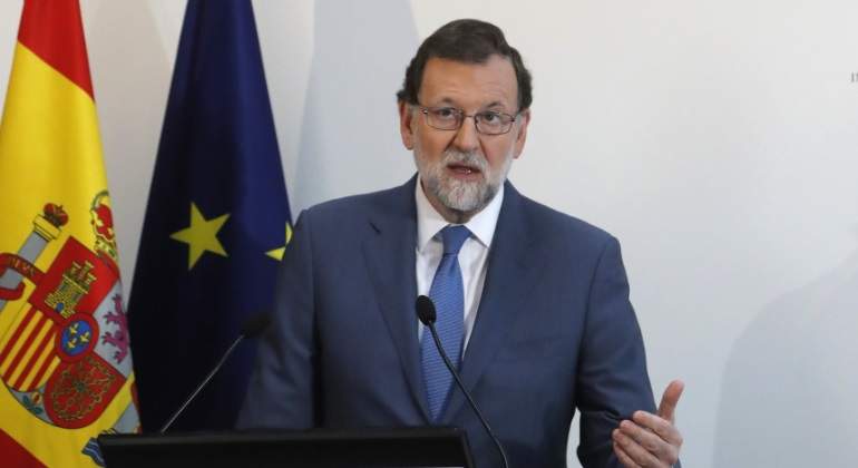 rajoy-banderas-empresa-familiar.jpg