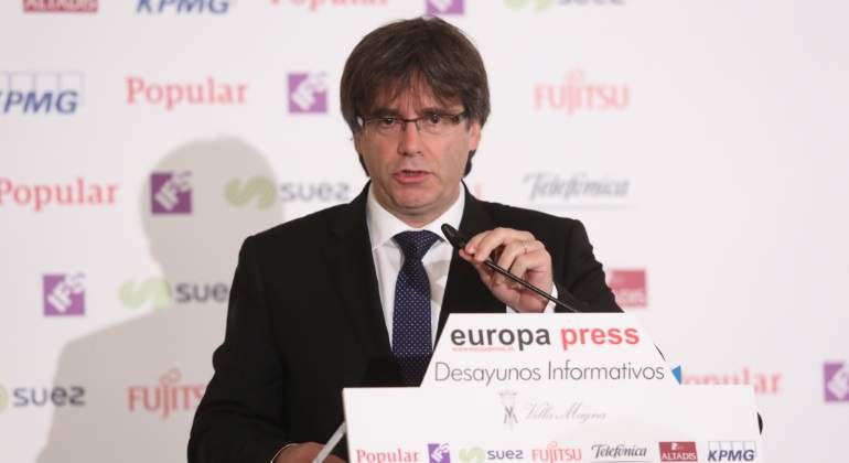 puigdemont-desayuno-10oct-nacho-martin-2.jpg