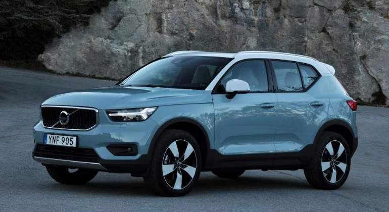volvo-xc40-2018-1.jpg