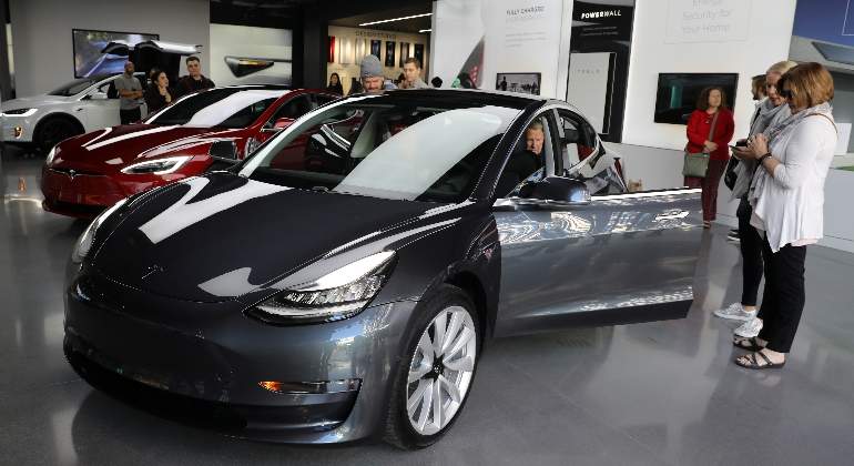 tesla-model3-2018.jpg