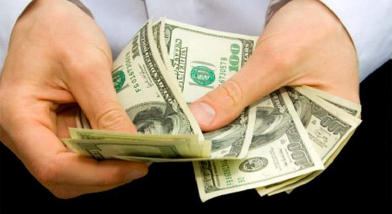 dolares.jpg