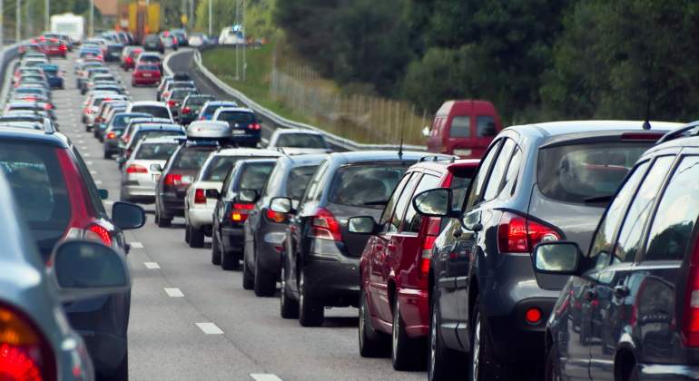 trafico-congestionado-efecto-acordeon-dreamstime.jpg