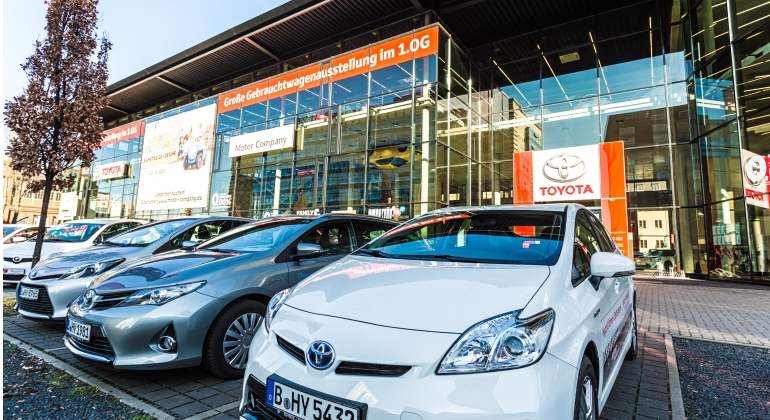 alemania-concesionario-venta-coche.jpg
