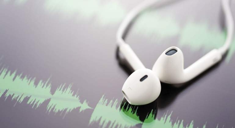 podcasting-auriculares.jpg