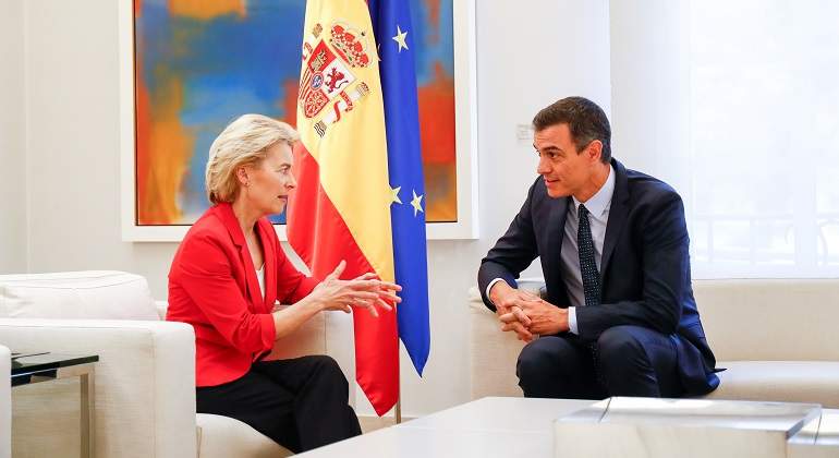 Von-Der-Leyen-Sanchez.jpg