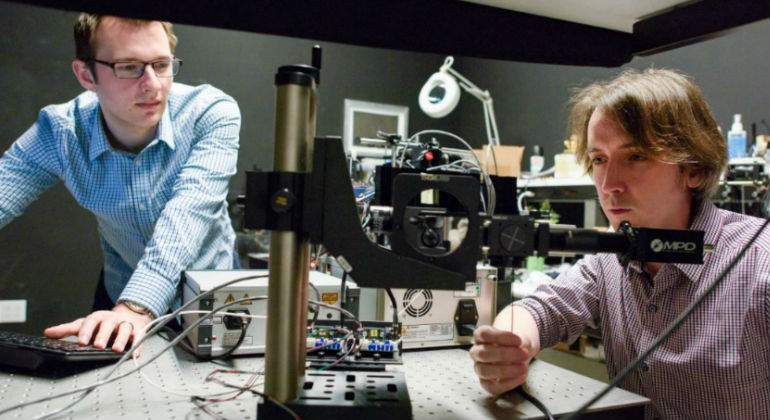 laser-investigacion.jpg