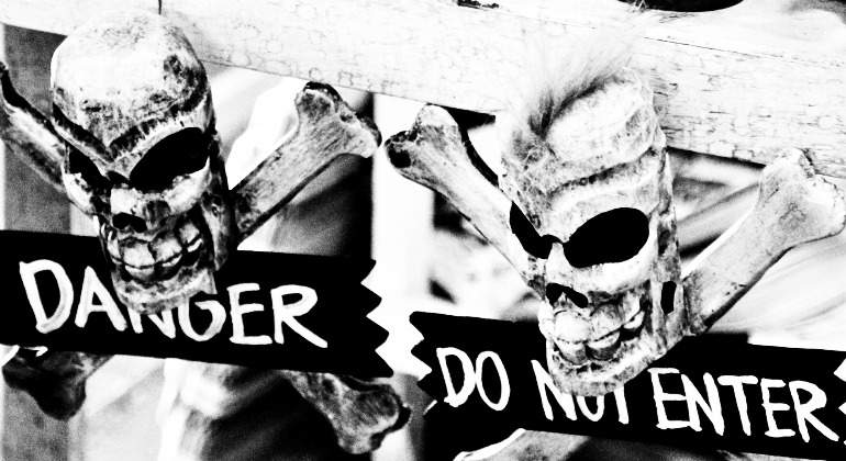 mascaras-peligro-calavera-770.jpg