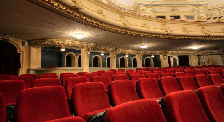 teatro-defini.jpg