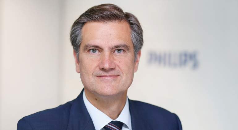 PHILIPS_DIRECTOR_025-1.jpg