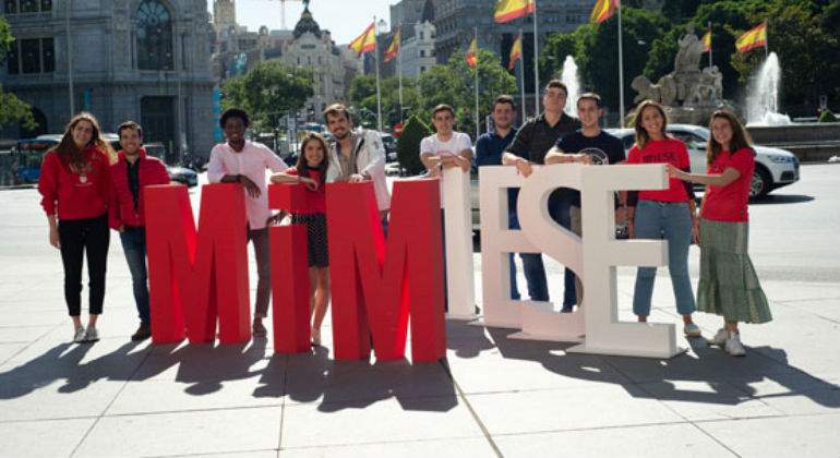 IESE-defini.jpg