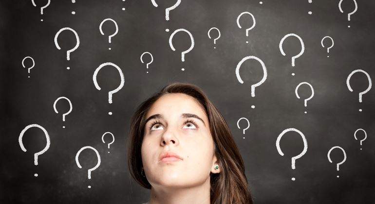 interrogaciones-preguntas-chica-770-dreamstime.jpg