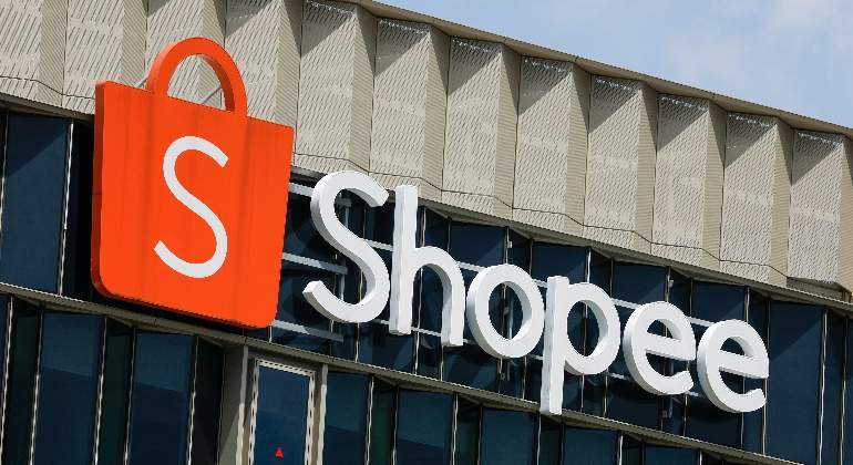 770-420-shopee-reuters.jpg