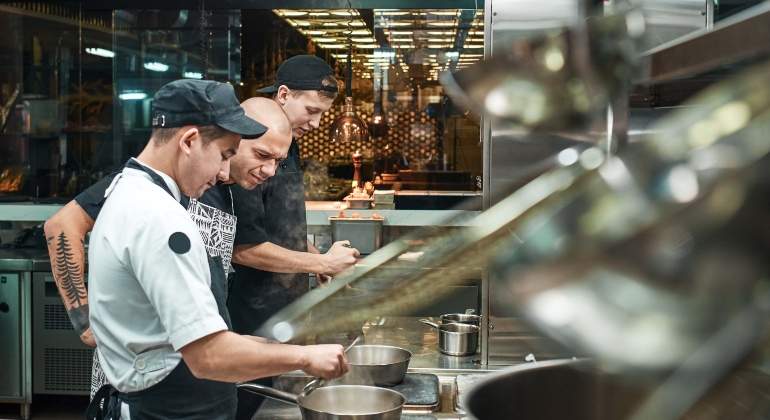 aprendiz de cocina y chef