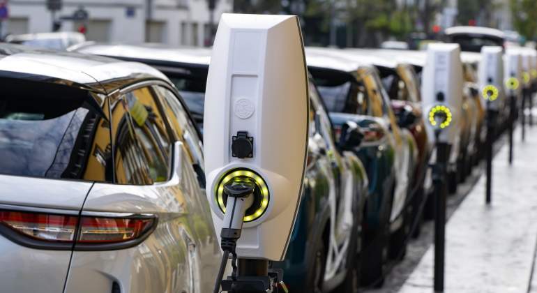 recarga-vehiculos-electricos.jpg