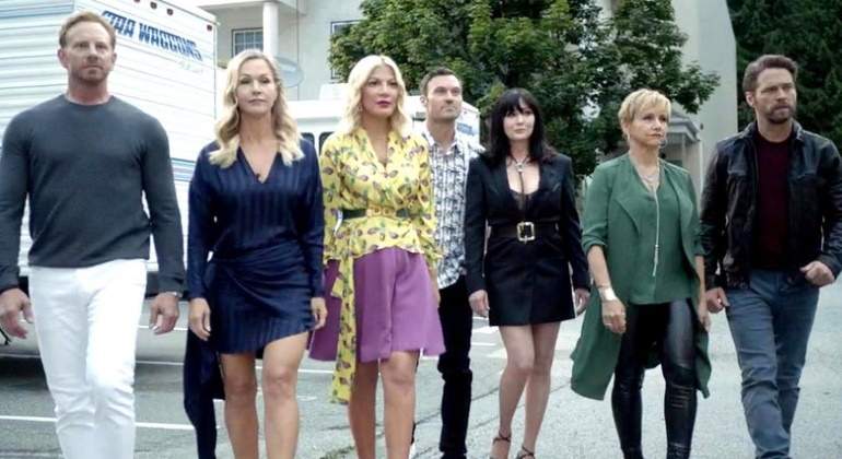 BH90210-770.jpg