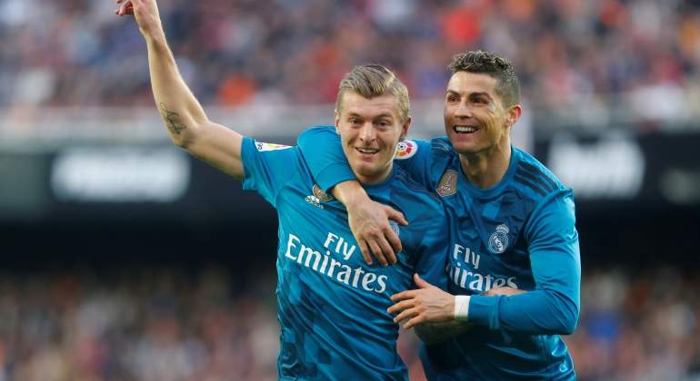 Kroos-Ronaldo-Reuters.jpg