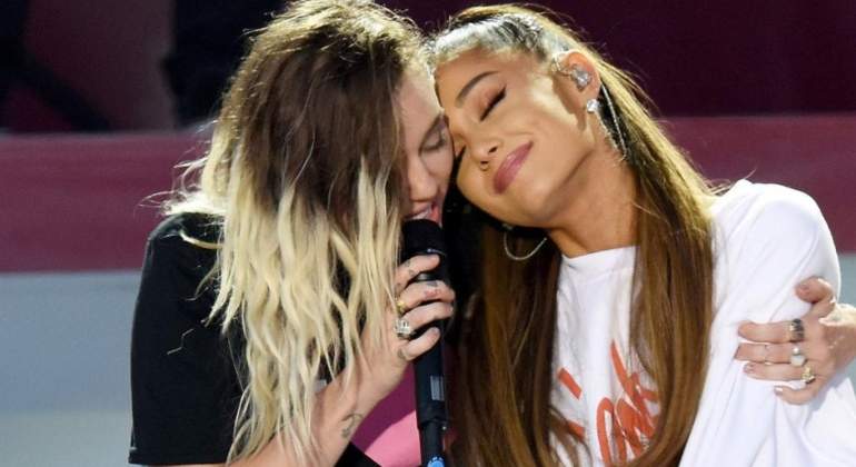 miley-cyrus-ariana-grande-cover.jpg