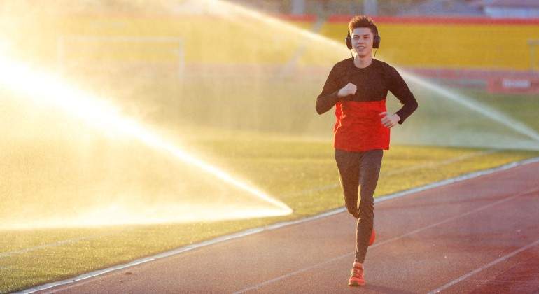 joven-haciendo-deporte.jpg