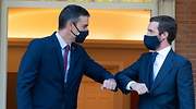 Sánchez arranca la semana crucial de las negociaciones de los Presupuestos con un golpe de efecto empresarial