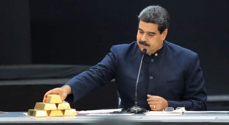 maduro-lingoticos-oro-reuters-770x420.jpg