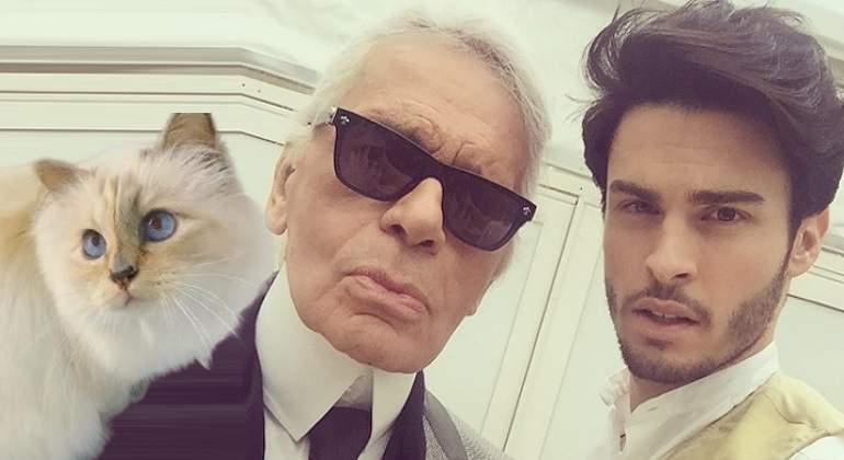 gata-lagerfeld-770.jpg