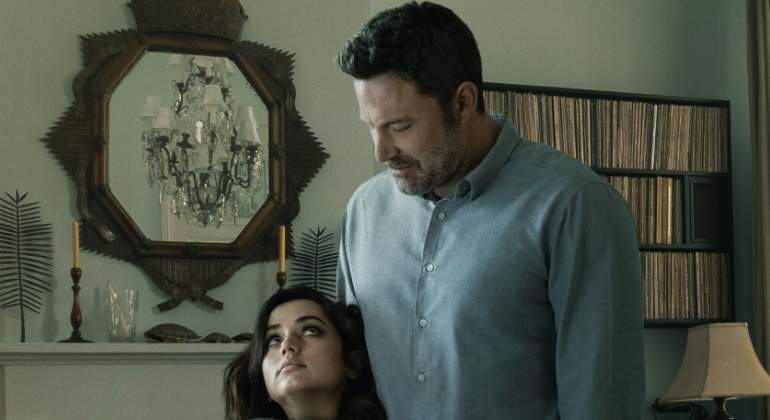 ana-armas-amazon.jpg
