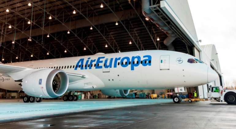 air-europa-avion-logonuevo.jpg
