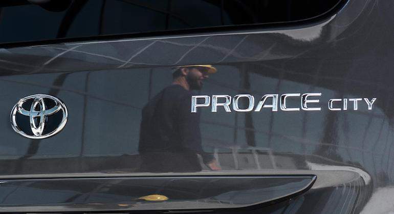 toyota-proace-city-01.jpg